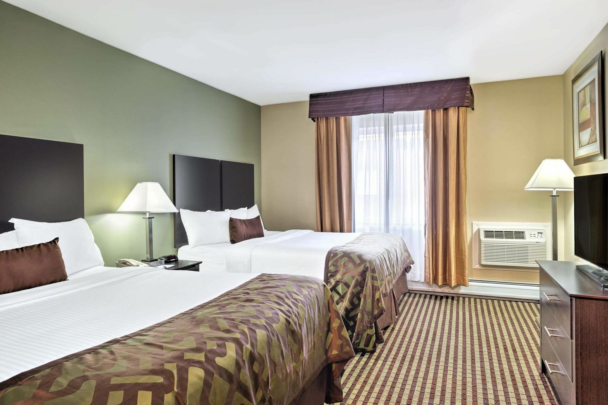 Baymont By Wyndham Essex Burlington Area酒店 外观 照片